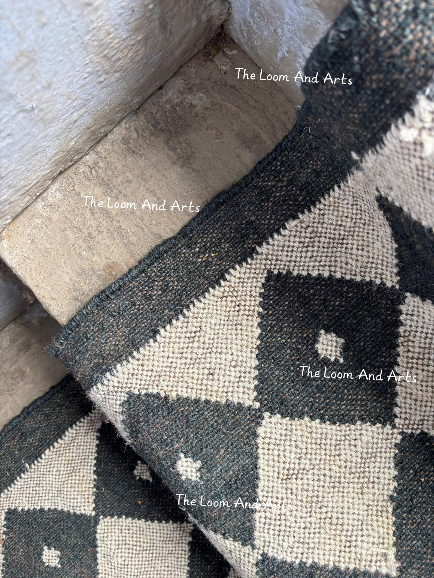 Black And White Jute Stair Runner, Modern Stair Runner, Floral Stair Rug