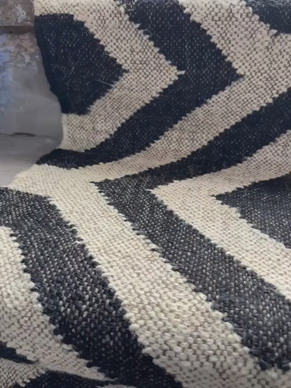 Black And White Jute Stair Runner, Modern Stair Runner, Floral Stair Rug