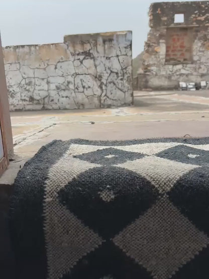 Black And White Jute Stair Runner, Modern Stair Runner, Floral Stair Rug