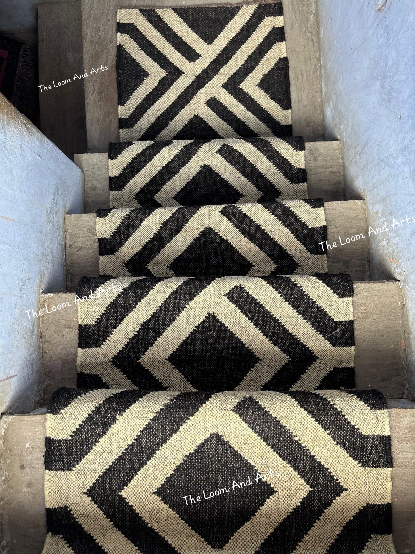 Black And White Jute Stair Runner, Modern Stair Runner, Floral Stair Rug